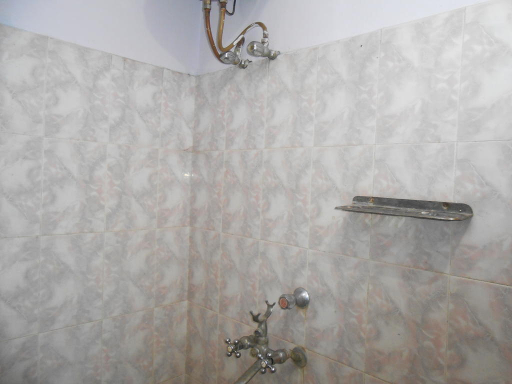 Hotel Sonmony Varanasi Room photo